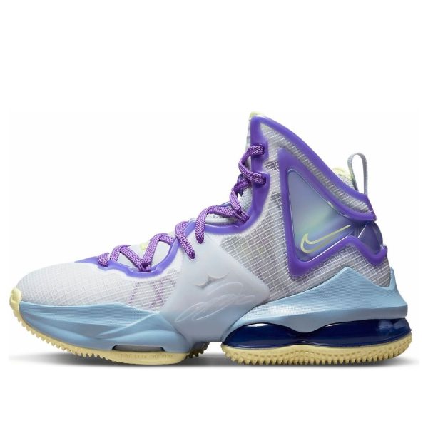 Nike LeBron 19 Easter