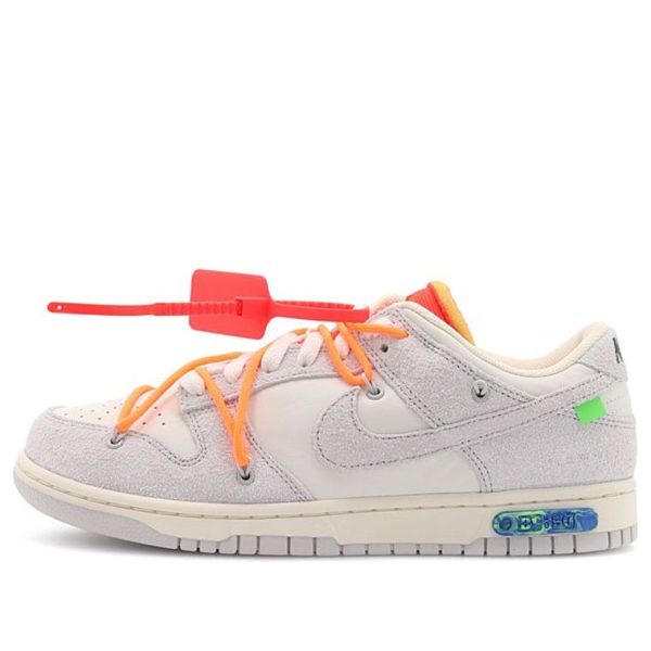 Nike x Off-White Dunk Low Lot 31 of 50