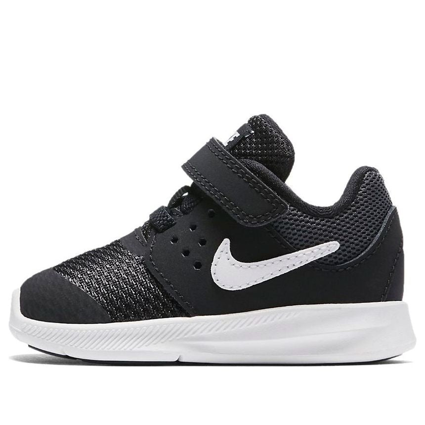 Nike Downshifter 7 Black/White