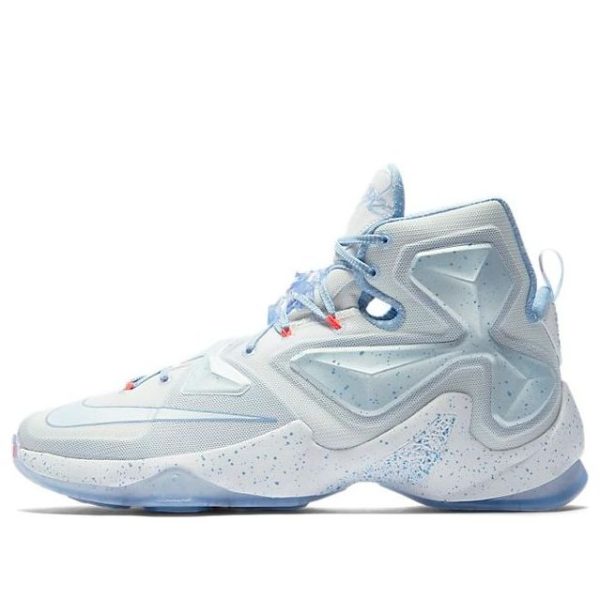 Nike LeBron 13 Christmas