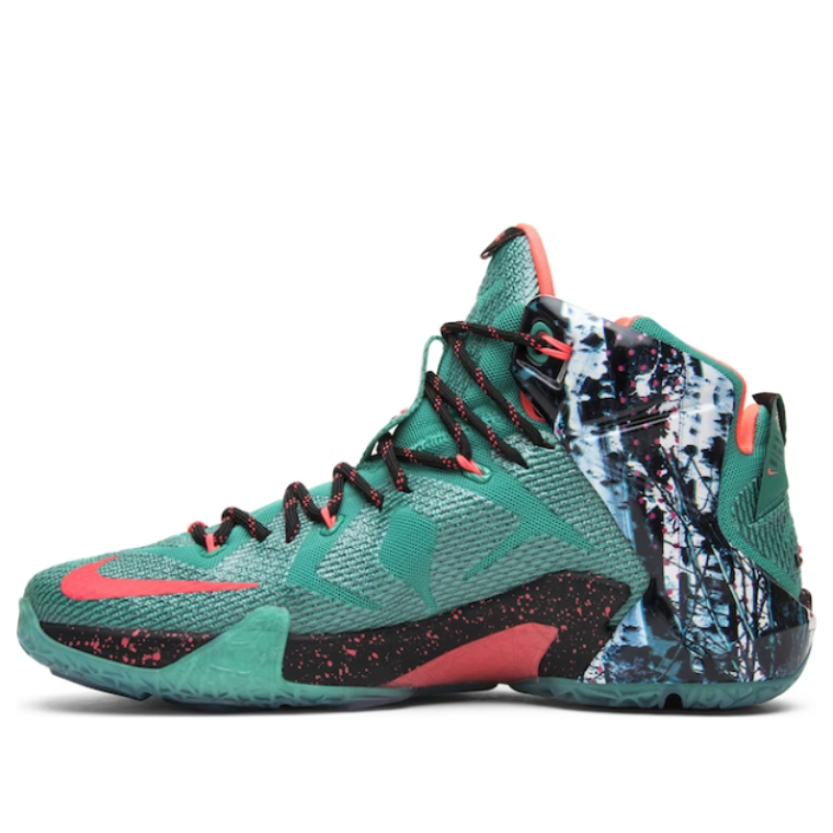 Nike LeBron 12 Xmas 'Akron Birch' 707558-363 Nike LeBron 12 Xmas Akron Birch